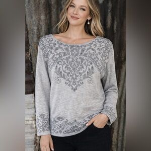 ☀️Alfred Dunner Metallic Scroll Top-Silver Gray-Size Medium